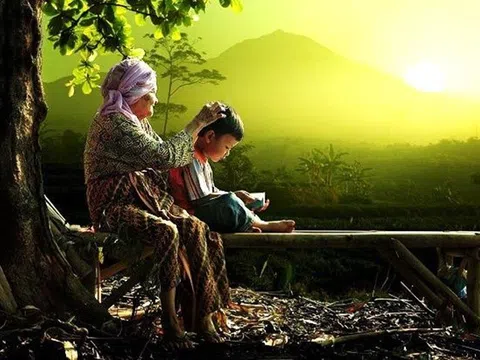 Tuổi thơ êm đềm bên ngoại