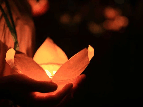 Vu Lan và tiếng chuông tỉnh thức cho giới trẻ thời đại số