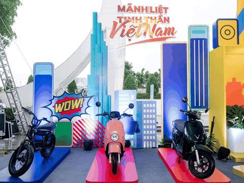 Mùa tựu trường, phụ huynh rủ nhau mua xe máy điện VinFast cho con để hưởng ưu đãi khủng