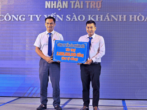 Công ty Yến Sào Khánh Hòa tài trợ 2 tỷ đồng cho CLB bóng đá Khatoco Khánh Hòa
