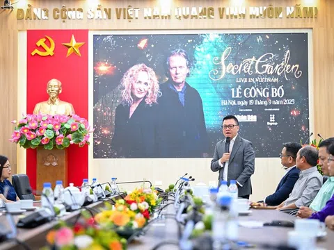 Ban nhạc Secret Garden lần đầu tiên biểu diễn tại Việt Nam