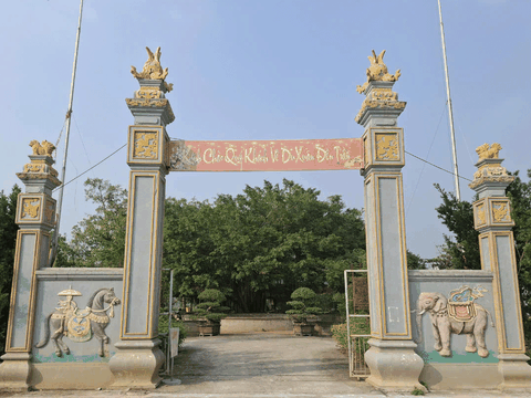 Bên dòng Hoạt Giang