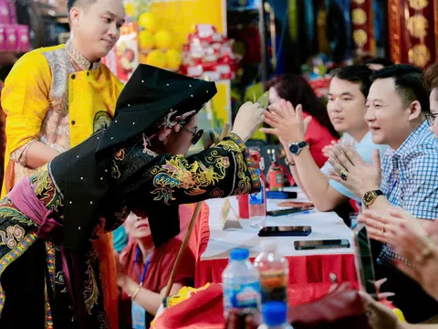 Hệ thống Thánh thần trong Đạo Mẫu qua các giá hầu đồng