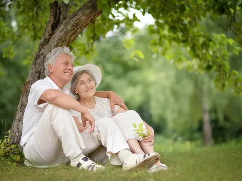 Chuyện mặc của người già, đôi điều muốn nói