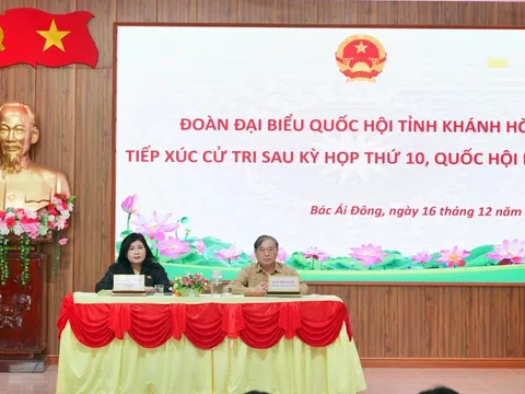Chủ tịch Phan Xuân Dũng tiếp xúc cử tri tỉnh Khánh Hòa sau Kỳ họp thứ 10 Quốc hội khóa XV