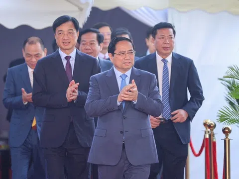 Thủ tướng Chính phủ và Chủ tịch Quốc hội dự lễ khởi công, khánh thành 234 dự án lớn trên cả nước