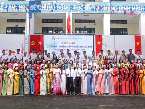 Trường THPT Bình Hưng Hòa - 15 năm xây dựng, trưởng thành và phát triển