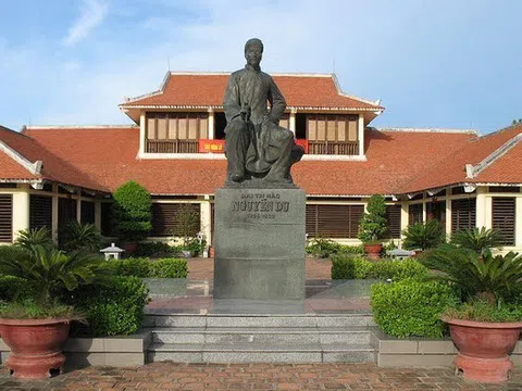 Đại thi hào Nguyễn Du – Danh nhân văn hóa thế giới: Đỉnh cao của chủ nghĩa nhân văn và bản sắc Việt Nam