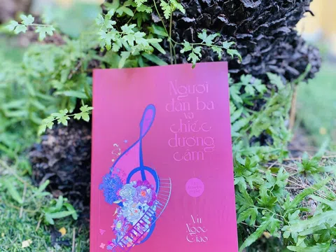 Người đàn bà và chiếc Dương cầm