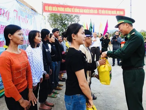 Kon Tum: Biên giới yên, Tết đầm ấm mọi nhà