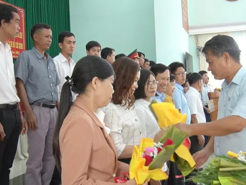 Chư Prông: Xây dựng chi bộ thôn làng vững mạnh, để “Dân tin Đảng, Đảng trong dân”