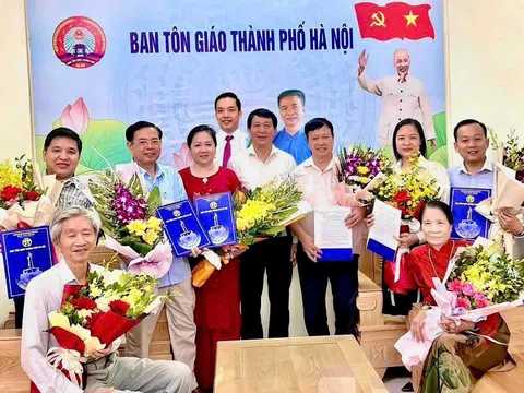 Tín ngưỡng thờ Mẫu Tam phủ của người Việt: Thế nào là thực hành tín ngưỡng thờ Mẫu? (Kỳ 1)