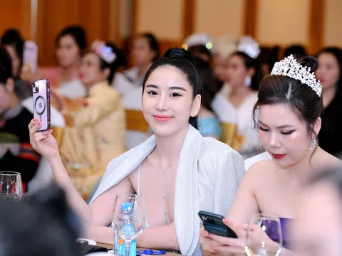 Hoa hậu Trịnh Thanh Hồng khoe sắc vóc gợi cảm tại sự kiện