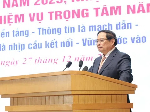 Thủ tướng yêu cầu ngành văn hóa, thể thao và du lịch quán triệt tinh thần "văn hóa thẩm thấu, truyền thông lan tỏa, thể thao vươn tầm, du lịch đột phá"