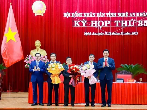 Nghệ An: Ông Thái Văn Thành được bầu giữ chức Phó Chủ tịch UBND tỉnh