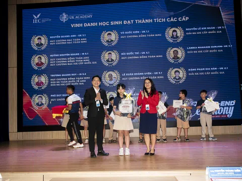 Trường liên cấp Thành phố Giáo dục Quốc tế - IEC Quảng Ngãi: Tuyên dương khen thưởng cho học sinh các khối năm học 2023 – 2024