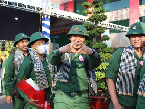 Đồng Nai: Phóng sự ảnh Lễ giao nhận quân thành phố Biên Hòa năm 2024