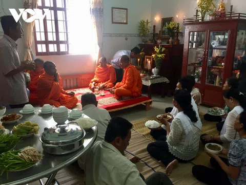 Vai trò các vị “À Cha” trong đời sống văn hóa của bà con Khmer