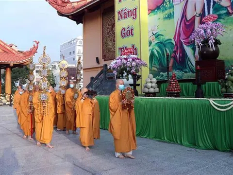 Tổ chức Đại lễ Phật đản với quy mô dưới 10 người tham gia