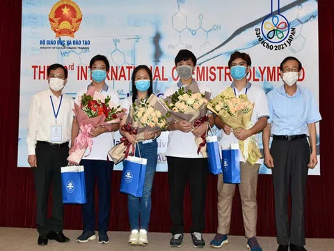 Học sinh Việt Nam giành 3 Huy chương vàng tại Olympic hóa học quốc tế