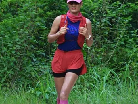 Bóng hồng trên dãy núi độc tôn