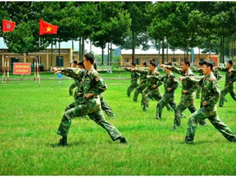 Chút riêng tư của một chàng trai trẻ                                                         