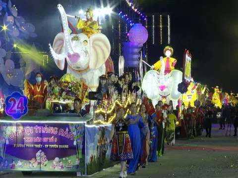 Lung linh sắc màu Trung Thu Thành Tuyên