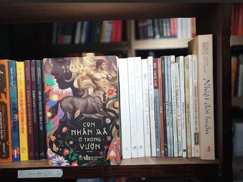 “Con Nhân mã ở trong vườn” - Cuốn tiểu thuyết ám ảnh và mê hoặc