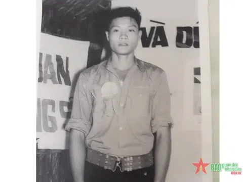 Một mình đánh đồn địch