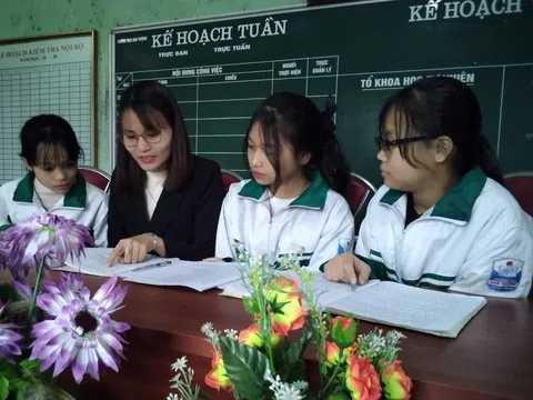 Phú Thọ: Hạ Hòa gặt hái thành công có nhiều em đoạt giải học sinh giỏi cấp tỉnh lớp 9 năm học 2022 – 2023