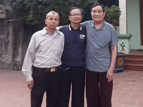 Ba Cựu chiến binh 47 năm gặp lại