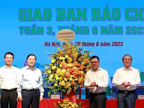 Báo chí tích cực phản ánh thực tiễn, có chiều sâu, bám sát các nội dung, vấn đề trọng tâm, trọng điểm