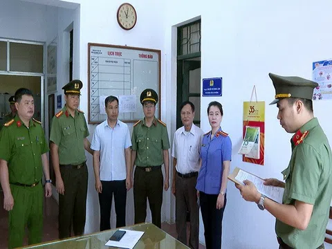Phú Thọ: “Lợi dụng chức vụ quyền hạn trong khi thi hành công vụ”, nguyên Chủ tịch UBND thị xã Phú Thọ bị bắt tạm giam