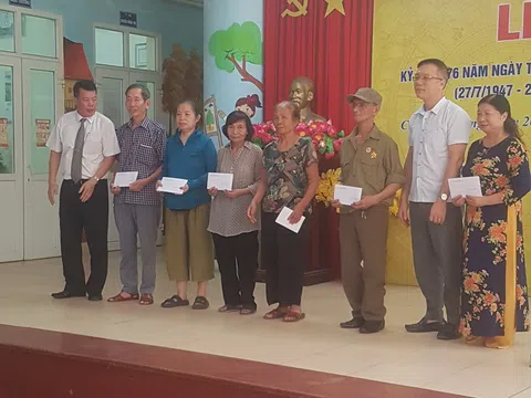 Câu lạc bộ thiện nguyện Hướng Tâm Charity Star trao quà ý nghĩa cho các thương Binh, cựu chiến binh 