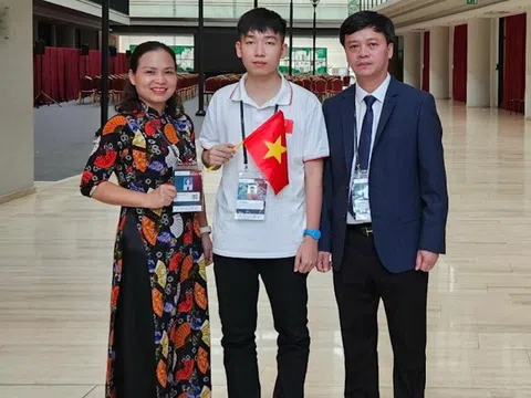 Phú Thọ: Em Nguyễn Đức Thắng, Trường THPT Chuyên Hùng Vương đoạt huy chương Bạc tại Olympic Tin học quốc tế 2023