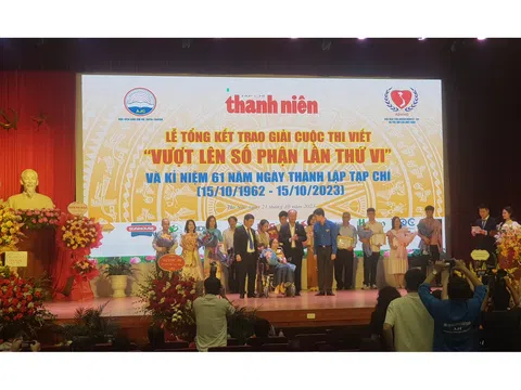  Trao Giải cuộc thi viết "Vượt lên số phận" lần thứ VI