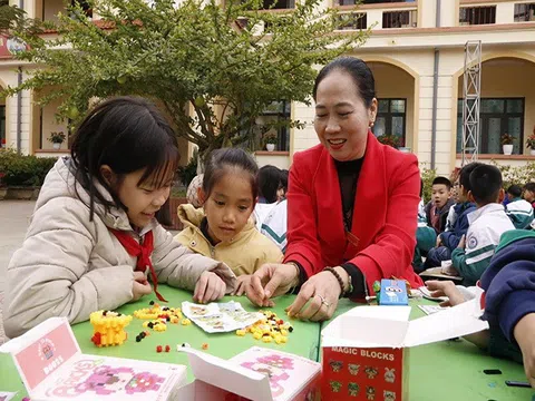 Lào Cai: Hiệu trưởng Trường Tiểu học Bắc Cường Trần Thị Minh Chung xứng đáng với danh hiệu Nhà giáo Ưu tú