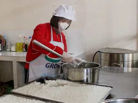 Phú Thọ: Cẩm Khê thực hiện vệ sinh an toàn thực phẩm bếp ăn bán trú các trường mầm non