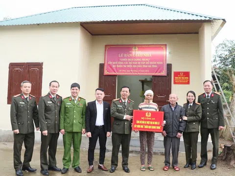 “Chiến dịch Quang Trung” thần tốc không tiếng súng – chiến thắng giòn giã