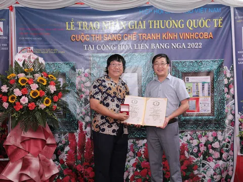 NNUT. Phạm Hồng Vinh đạt giải thưởng Quốc tế về sáng chế và sở hữu trí tuệ tại Liên bang Nga