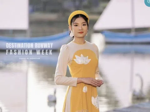 Phạm Hương Anh - Những vần thơ trên sàn catwalk