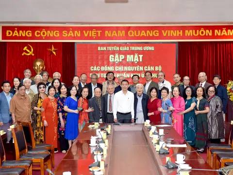 Gặp mặt nguyên cán bộ Ban Tuyên huấn Khu ủy Khu V