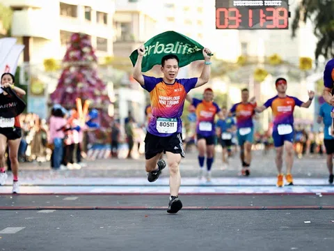 Giải VnExpress Marathon Marvelous Nha Trang 2023 thu hút hơn 11.000 vận động viên tham gia