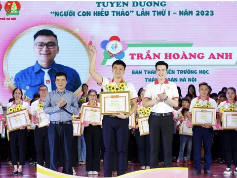 Nghĩa cử nhân văn từ liên hoan những tấm lòng hiếu thảo