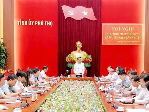Thường trực Tỉnh ủy Phú Thọ làm việc với ngành Y tế