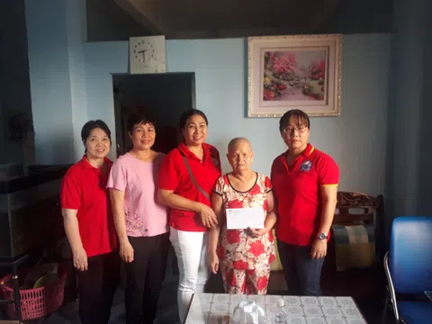 Nữ Chủ tịch Hội chữ thập đỏ với công tác từ thiện