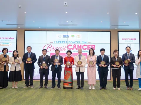 Cập nhật các tiến bộ mới trong chẩn đoán, điều trị và quản lý ung thư vú
