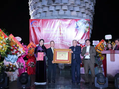 Công nhận là “Không gian Di sản Văn hóa” đối với Khu du lịch sinh thái Đông Đô Village