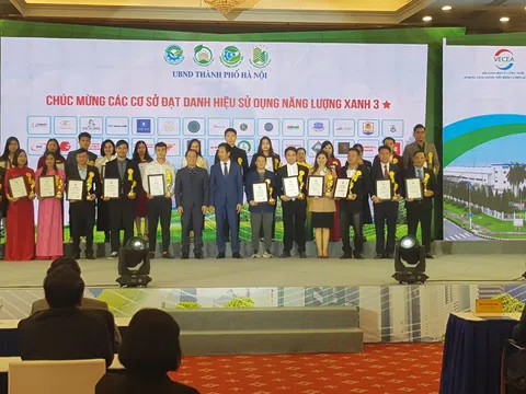 Lễ trao danh hiệu cơ sở, công trình xây dựng sử dụng năng lượng xanh thành phố Hà Nội năm 2025