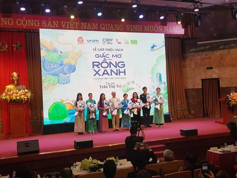 Ra mắt sách Giấc mơ hóa rồng xanh của tác giả Trần Tuệ Tri